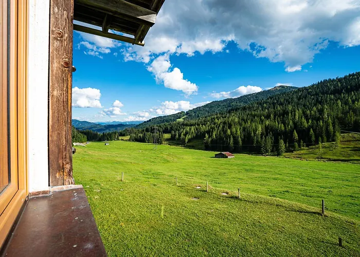 Mittereggalm Otel
